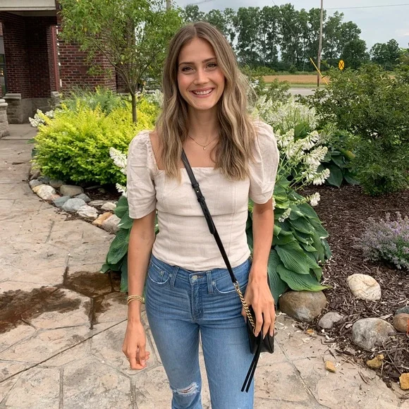 Abercrombie Women's Puff Sleeve Top - Picture 2 of 2